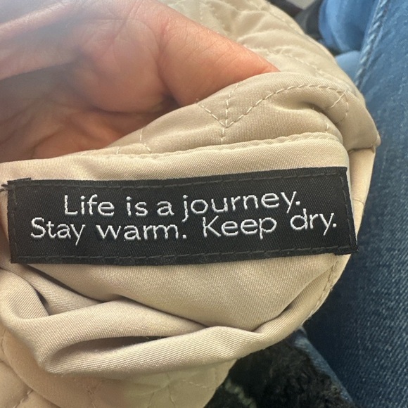 Gallery Reversible Quilted Jacket - Size L
RN# 36232 - Picture 4 of 6